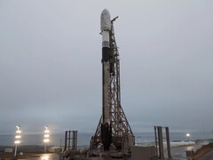 Rakieta SpaceX Falcon 9 przenosząca TRACERS NASA (źródło zdjęcia: SpaceX)