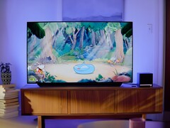 Valve Steam Machine pokazana w salonie (źródło obrazu: zrzut ekranu, Valve YouTube z poprawkami)