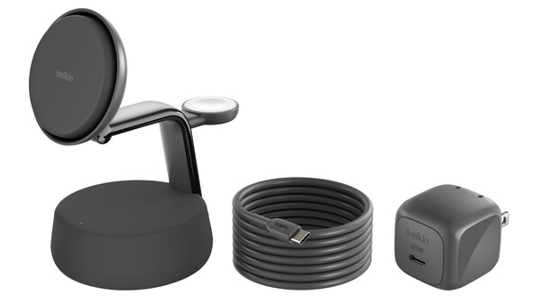 Magnetyczna stacja ładująca Belkin UltraCharge Pro 3 w 1 jest dostarczana z kablem USB-C i adapterem 45 W. (Źródło zdjęcia: Belkin)
