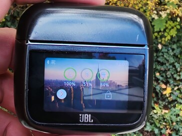 Jednak czytelność jest ogólnie dobra (źródło obrazu: Notebookcheck)