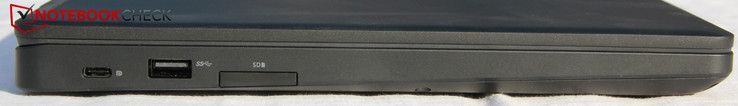 lewy bok: USB typu C (z DisplayPortem), USB A (3.1), czytnik kart pamięci (SD)
