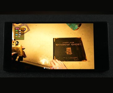 Rozgrywka w Resident Evil Requiem uruchomiona na Android poprzez emulację PC pokazuje wydajność ponad 100 FPS.