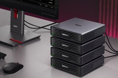 Można połączyć w klaster maksymalnie cztery minikomputery Lenovo ThinkCentre X Ultra, tworząc w ten sposób wydajny serwer AI.