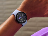 Według doniesień, w przyszłości zegarek Google Pixel Watch będzie można odblokować za pomocą podłączonego smartfona.