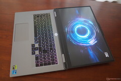 Lenovo LOQ 17 to jeden z bardziej przystępnych cenowo laptopów do gier z RTX 5070