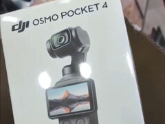 Osmo Pocket 4 posiada również obrotowy wizjer.