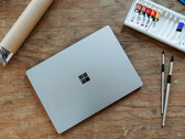 Przewiduje się, że ani Surface Laptop 6, ani Surface Pro 10 nie zaczną być dostarczane do lata. (Źródło zdjęcia: Microsoft)