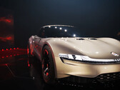 Fisker w końcu dał nam właściwe spojrzenie na nisko zawieszony elektryczny kabriolet Ronin GT. (Źródło zdjęcia: Fisker na YouTube)