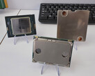 Intel bada ultracienkie chłodzenie wodne na poziomie pakietu dla chipów o dużej mocy (źródło obrazu: Future)