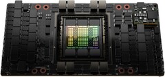 Procesor graficzny NVIDIA H100 na płycie SXM5 (Źródło: Blog techniczny NVIDIA)