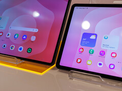 od lewej: Galaxy Tab S11 Ultra i Tab S11 (Źródło obrazu: Daniel Schmidt)