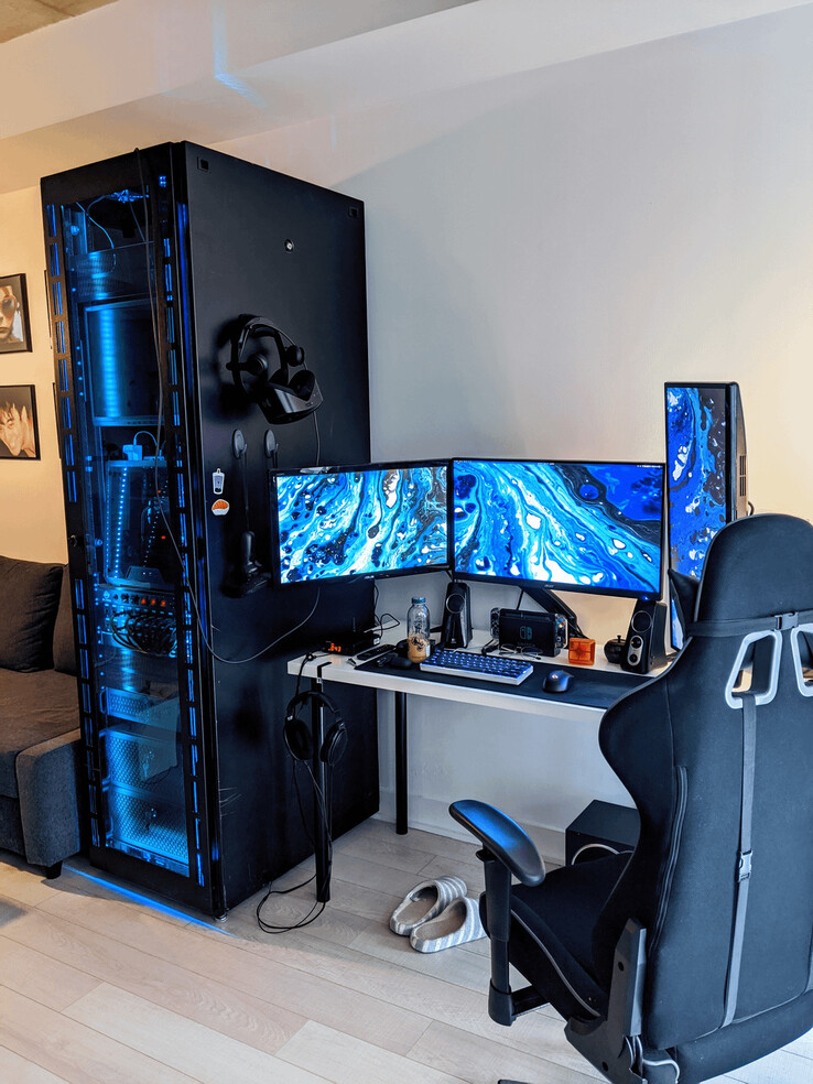 (Źródło obrazu: u/Wuwica via r/battlestations)