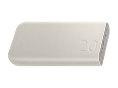 Power Bank Samsung o pojemności 20 000 mAh ma wejście/wyjście USB-C o mocy 45 W. (Źródło zdjęcia: Roland Quandt)