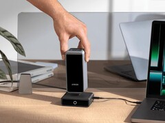 Podobno Anker 150W Charging Base będzie następcą oryginalnego akcesorium o mocy 100W (na zdjęciu). (Źródło zdjęcia: Anker)