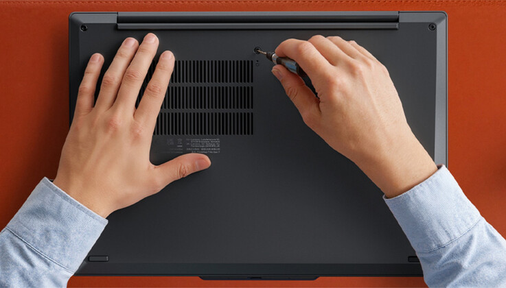 W modelu ThinkPad T14s 7. generacji położono nacisk na łatwość naprawy.