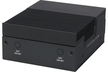 Piny GPIO po prawej stronie są zakryte (źródło obrazu: Aaeon)
