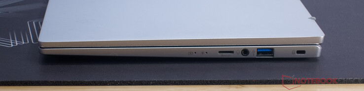 Czytnik kart pamięci (MicroSD), gniazdo audio 3,5 mm, USB 3.2 Gen 1 (USB-A), gniazdo Kensington Lock