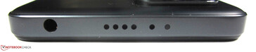 Na górze: IR blaster, mikrofon, 3,5-mm jack audio