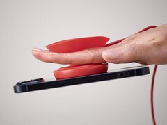 IKEA wprowadziła akcesoria do bezprzewodowego ładowania Västmärke w kolejnych krajach. (Źródło zdjęcia: IKEA)