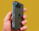 iPhone Ultra/Fold design mode - praktyczne zdjęcie.