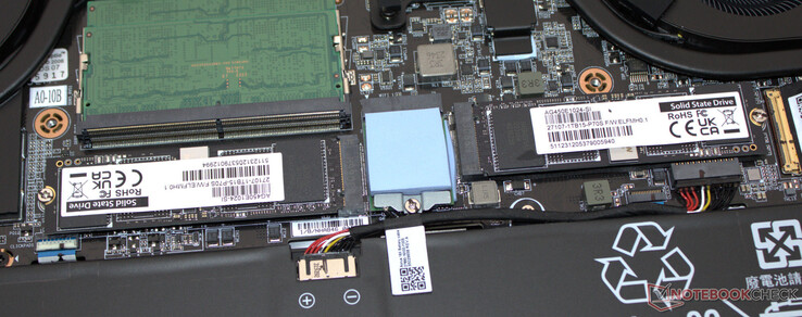 Dwa dyski SSD nie tworzą macierzy RAID.
