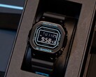 Zegarek Casio G-Shock GM-5600BWD-1 (na zdjęciu) został zaprojektowany we współpracy z Bamford Watch Department. (Źródło zdjęcia: Casio)