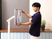 Samsung łączy Smart Monitor M7 z wszechstronną podstawką. (Źródło obrazu: Samsung)