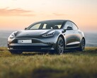 Tesla Model 3 Performance to dwusilnikowy sedan typu fastback z napędem AWD, który wielokrotnie bił rekordy sprzedaży. (Źródło zdjęcia: Tesla)