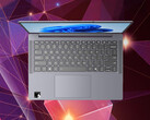 IdeaPad Slim 3x 14Q7X11 waży 1,3 kg.