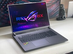 Asus ROG Strix G18 G814 (źródło obrazu: Notebookcheck)