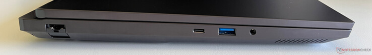 Po lewej: Ethernet (2,5 GBit/s), USB-C 3.2 Gen 2 (10 GBit/s, DisplayPort 1.4a, 100-watowe Power Delivery), USB-A 3.2 Gen 1 (5 GBit/s), 3,5 mm audio