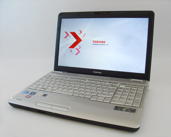 Toshiba Satellite L500-1Q9