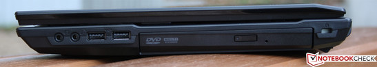 prawy bok: 2 USB 2.0, napęd DVD, gniazdo blokady Kensingtona