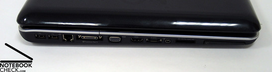 lewy bok: 2x USB, LAN, gniazdo stacji dokującej, VGA, HDMI, eSATA, FireWire, czytnik kart, ExpressCard lewy bok: 2x USB, LAN, gniazdo stacji dokującej, VGA, HDMI, eSATA, FireWire, czytnik kart, ExpressCard