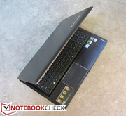 z bliska: Lenovo IdeaPad Y580