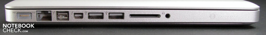 lewy bok: gniazdo zasilania (MagSafe), LAN, FireWire 800, Thunderbolt/mini DisplayPort, 2x USB 2.0, czytnik kart pamięci, wejście/wyjście audio w jednym