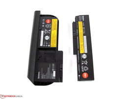 akumulatory X220T (z lewej) i X220 (z prawej) nie są kompatybilne; tu porównano modele 63 Wh
