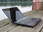 z bliska: Lenovo IdeaPad S205