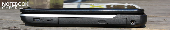 prawy bok: USB 2.0, gniazdo blokady Kensingtona, napęd optyczny (nagrywarka DVD), gniazdo zasilania