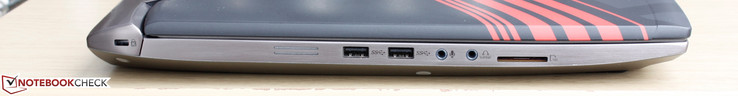 lewy bok: gniazdo blokady Kensingtona, 2 USB 3.0, 2 gniazda audio (w tym SPDIF), czytnik kart pamięci