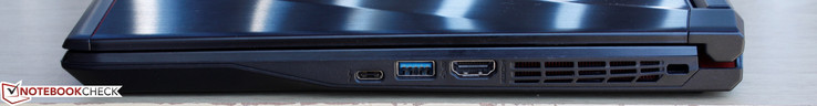 prawy bok USB typu C (+ Thunderbolt 3), USB 3.0, HDMI 1.4, gniazdo blokady Kensingtona