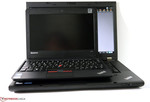 Lenovo ThinkPad W530 i (ustawiony na nim) ThinkPad Edge X121e