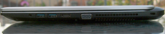 prawy bok: gniazdo audio, 2 USB 3.0, HDMI, VGA, wylot powietrza z układu chłodzenia, gniazdo blokady Kensingtona