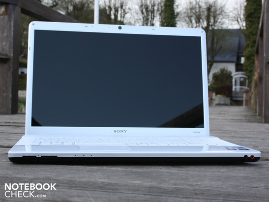 Sony Vaio EC1M1E