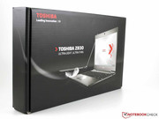 Toshiba Satellite Z830 w pudełku