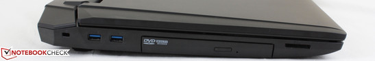lewy bok: gniazdo blokady Kensingtona, 2 USB 3.0, napęd optyczny (DVD), czytnik kart pamięci