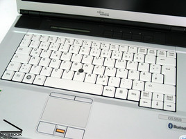 Fujitsu-Siemens Celsius H240