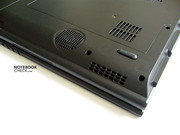laptop Packard Bella zalicza się do modeli z niższej półki, a jednak został wyposażony w subwoofer
