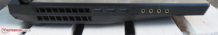 lewy bok: 3 USB 3.0, 4 gniazda audio