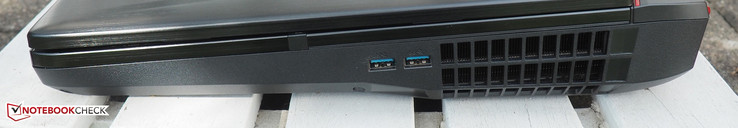 prawy bok: 2 USB 3.0